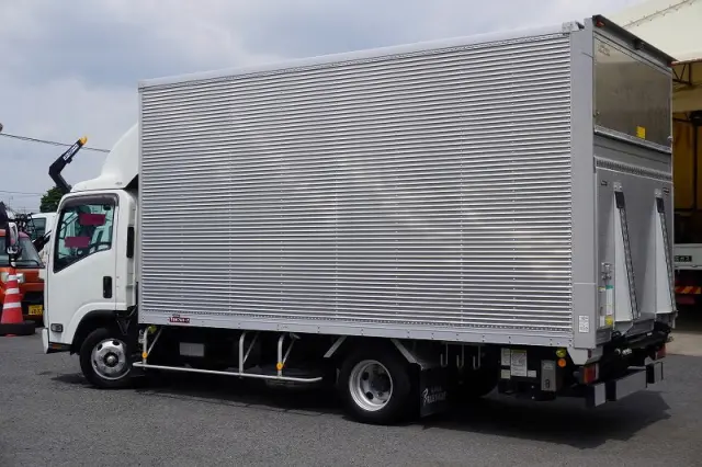 いすゞ エルフ 2RG-NPR88AN(2WD)の写真7