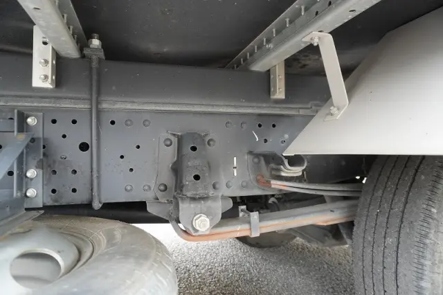 いすゞ エルフ 2RG-NPR88AN(2WD)の写真12