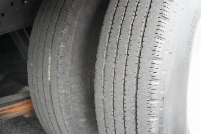いすゞ エルフ 2RG-NKR88AN(2WD)の写真11