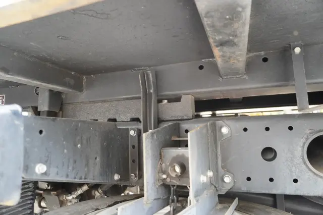 三菱 キャンター 2RG-FBA60(2WD)の写真12