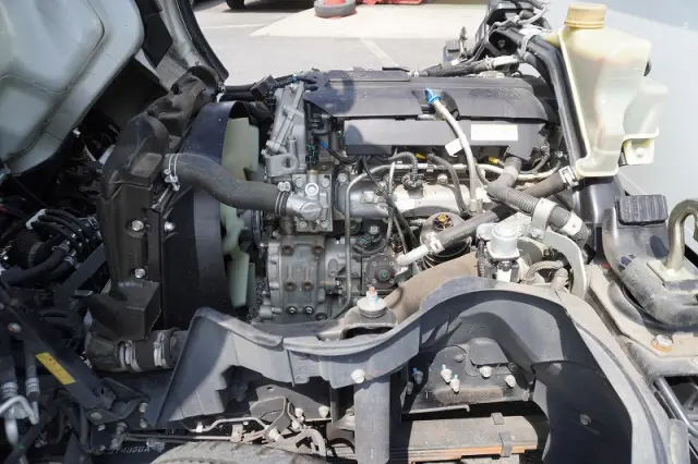 三菱 キャンター 2RG-FBA60(2WD)の写真13