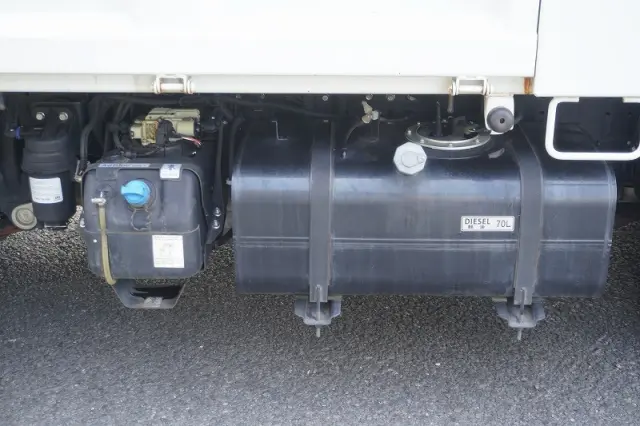 三菱 キャンター 2RG-FBA60(2WD)の写真22
