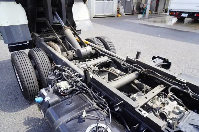 三菱 キャンター 2RG-FBA60(2WD)の写真24