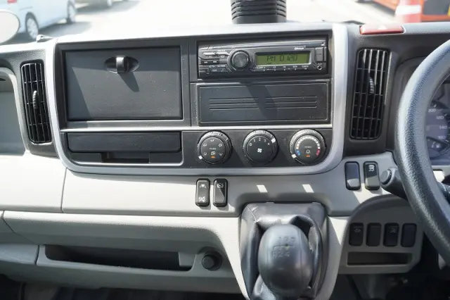 三菱 キャンター 2RG-FBA60(2WD)の写真28