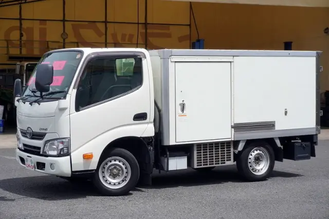 トヨタ ダイナ QDF-KDY221(2WD)の写真1