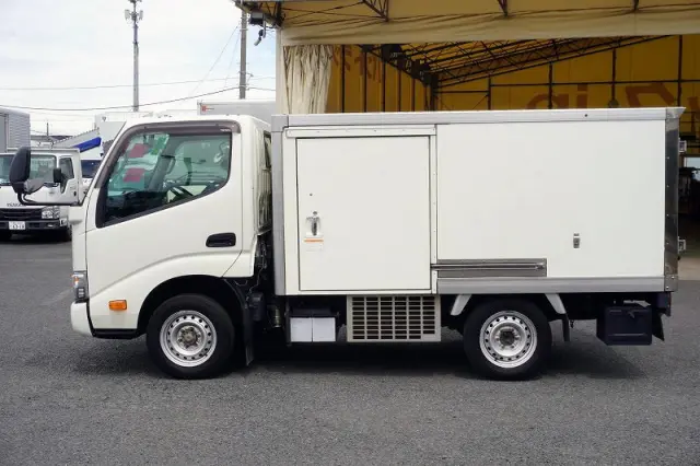 トヨタ ダイナ QDF-KDY221(2WD)の写真3