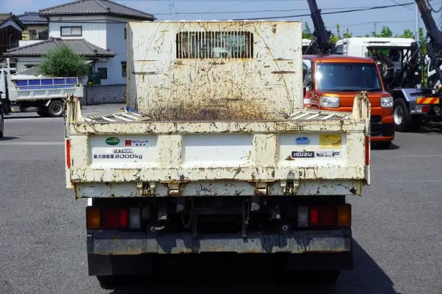いすゞ エルフ TPG-NJR85AD(2WD)の写真4
