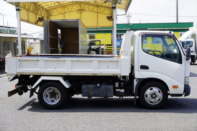 日野 デュトロ TKG-XZU620T(2WD)の写真5