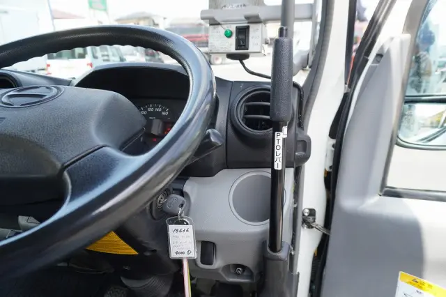日野 デュトロ TKG-XZU620T(2WD)の写真36