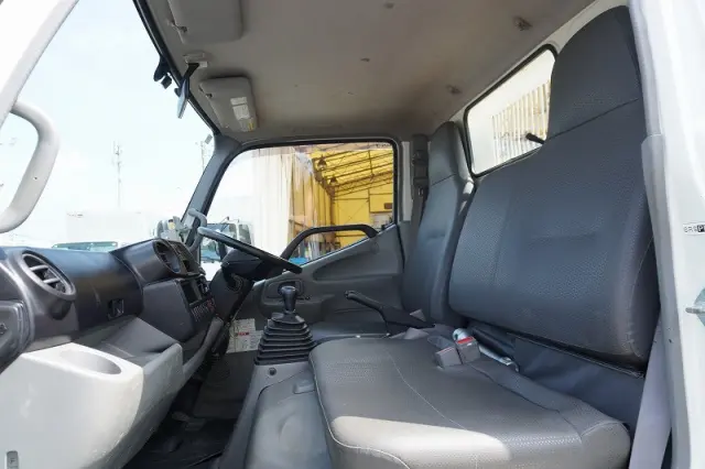 日野 デュトロ TKG-XZU620T(2WD)の写真41