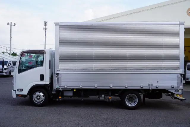 いすゞ エルフ 2RG-NPR88AN(2WD)の写真3