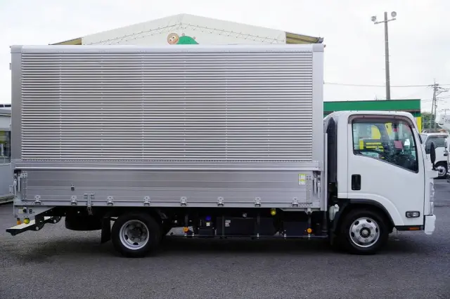 いすゞ エルフ 2RG-NPR88AN(2WD)の写真5