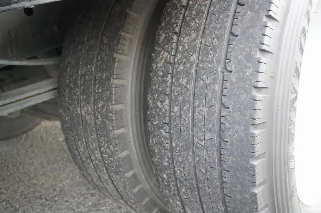 いすゞ エルフ 2RG-NPR88AN(2WD)の写真11