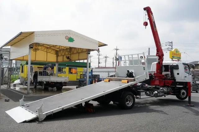 三菱 ファイター 2KG-FK62FZ(2WD)の写真9