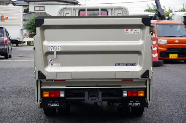 三菱 キャンター 2RG-FBA20(2WD)の写真4