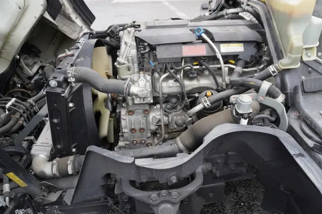 三菱 キャンター TPG-FBA20(2WD)の写真14