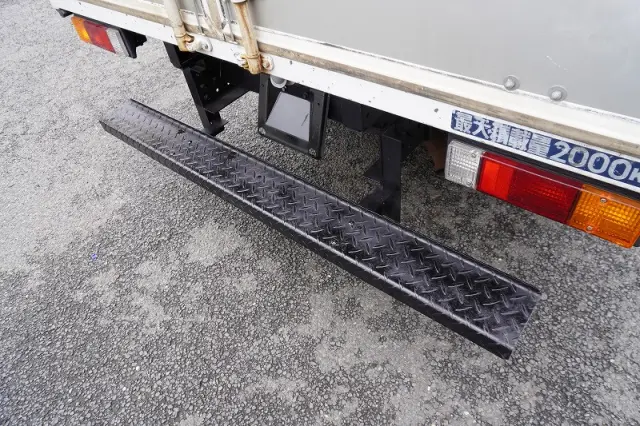 三菱 キャンター TPG-FBA20(2WD)の写真26
