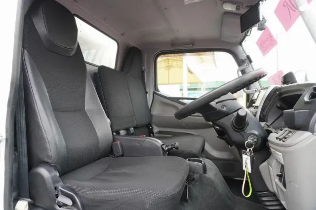 三菱 キャンター TPG-FBA20(2WD)の写真35
