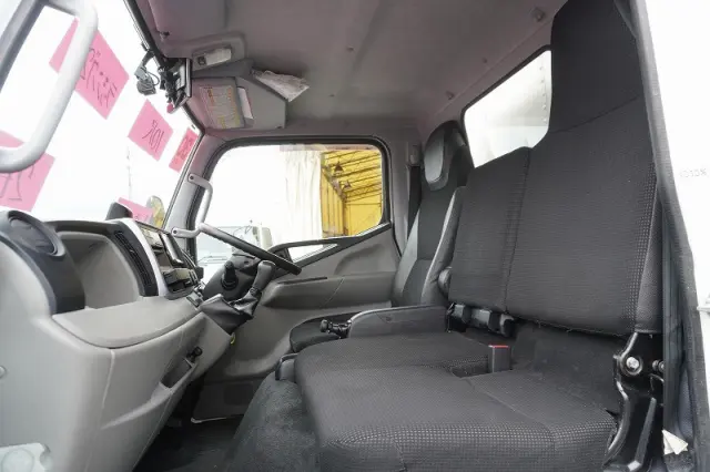 三菱 キャンター TPG-FBA20(2WD)の写真38