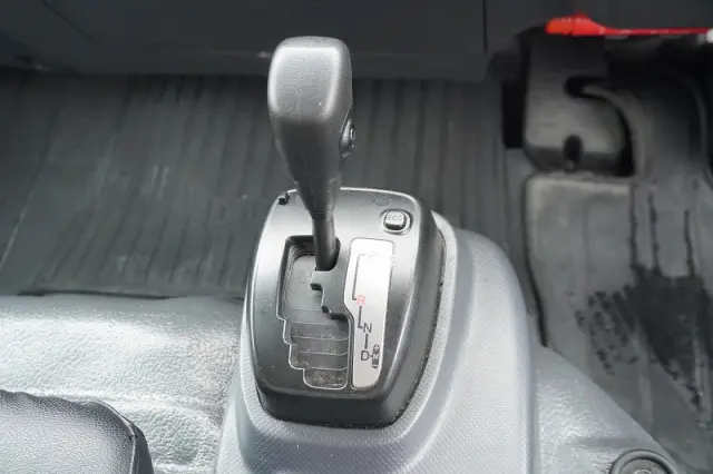 いすゞ エルフ 2PG-NPR88AN(2WD)の写真33