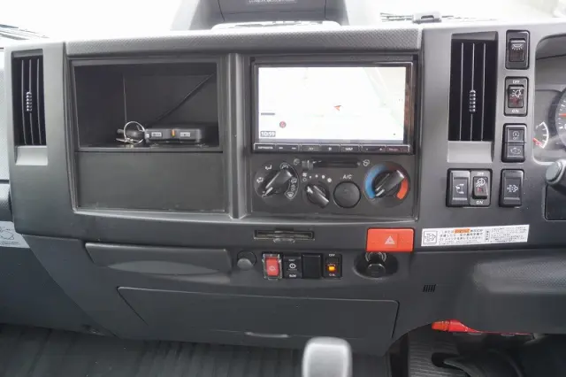 いすゞ エルフ 2PG-NPR88AN(2WD)の写真34