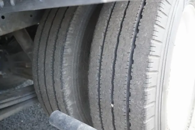 いすゞ エルフ TPG-NLR85AN(2WD)の写真10