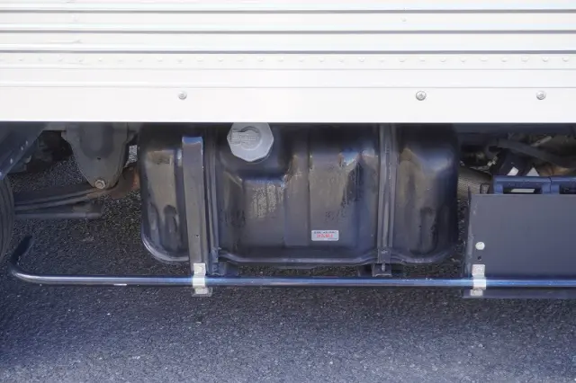 いすゞ エルフ TPG-NLR85AN(2WD)の写真27