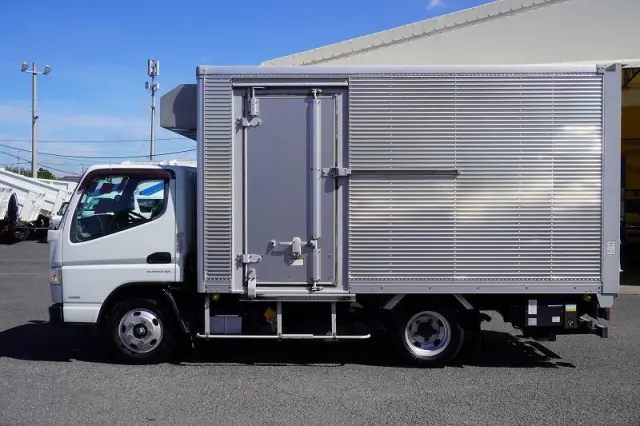 三菱 キャンター TPG-FEA50(2WD)の写真3