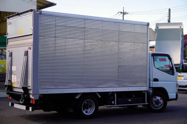 三菱 キャンター TPG-FEA50(2WD)の写真8