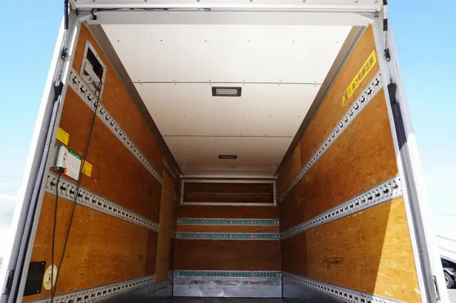 三菱 キャンター TPG-FEA50(2WD)の写真22