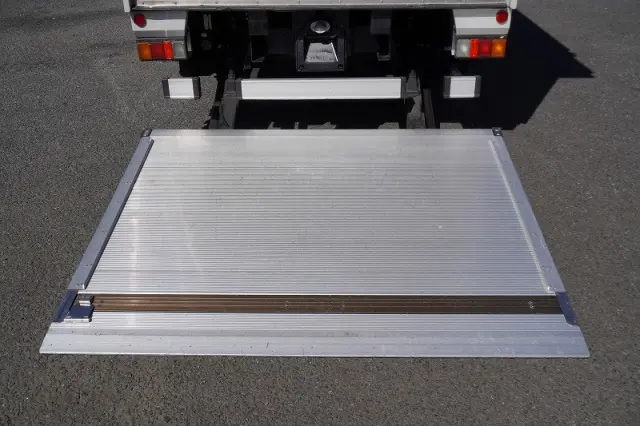 三菱 キャンター TPG-FEA50(2WD)の写真27
