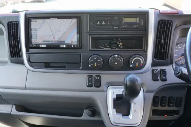 三菱 キャンター TPG-FEA50(2WD)の写真36