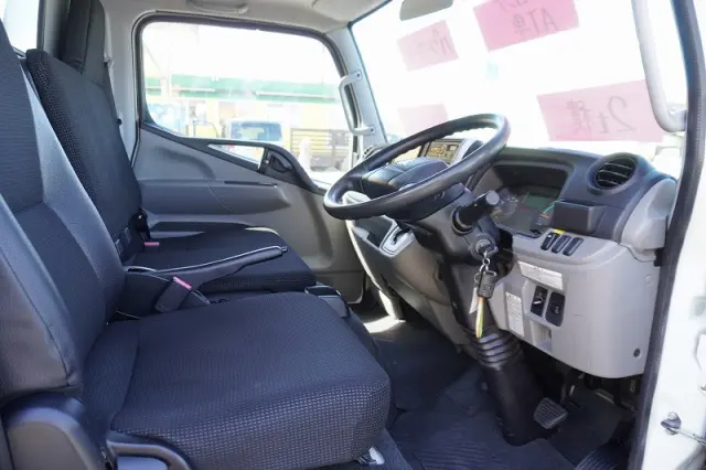 三菱 キャンター TPG-FEA50(2WD)の写真42