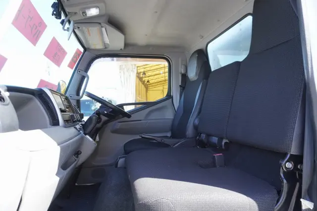 三菱 キャンター TPG-FEA50(2WD)の写真44