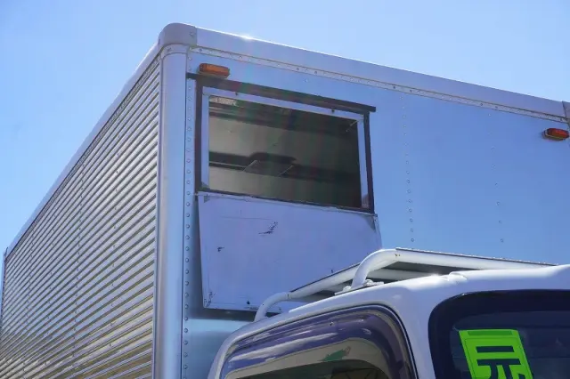 いすゞ エルフ 2RG-NLR88AN(2WD)の写真27