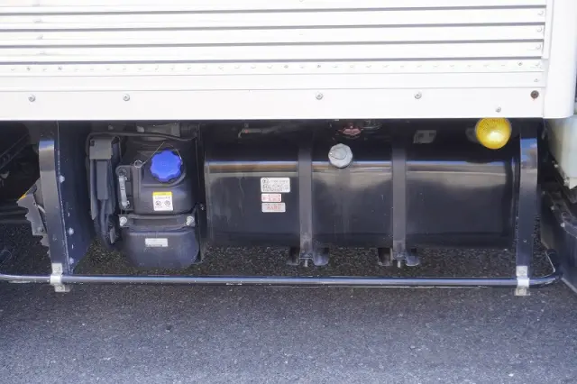 いすゞ エルフ 2RG-NLR88AN(2WD)の写真30