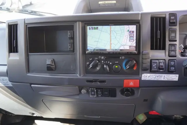いすゞ エルフ 2RG-NLR88AN(2WD)の写真33