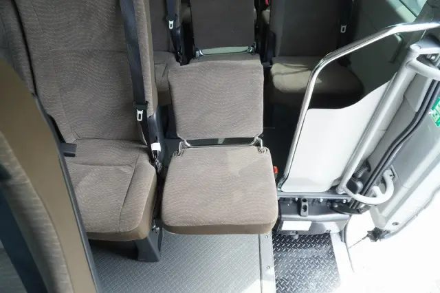 トヨタ コースター 2KG-GDB70(2WD)の写真34