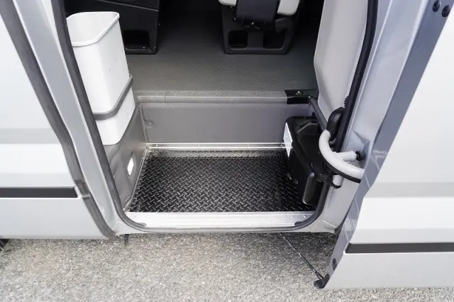 トヨタ コースター 2KG-GDB70(2WD)の写真37