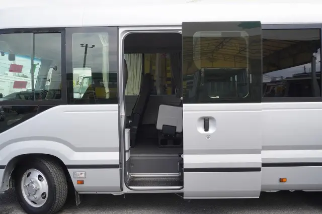 トヨタ コースター 2KG-GDB70(2WD)の写真38
