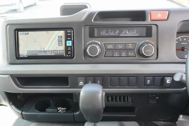 トヨタ コースター 2KG-GDB70(2WD)の写真43