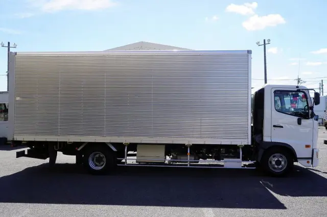 日野 レンジャー 2KG-FC2ABA(2WD)の写真5