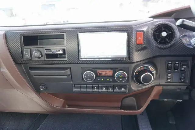 日野 レンジャー 2KG-FC2ABA(2WD)の写真35