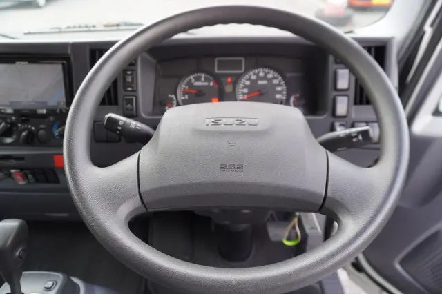 いすゞ エルフ TPG-NMR85AN(2WD)の写真29
