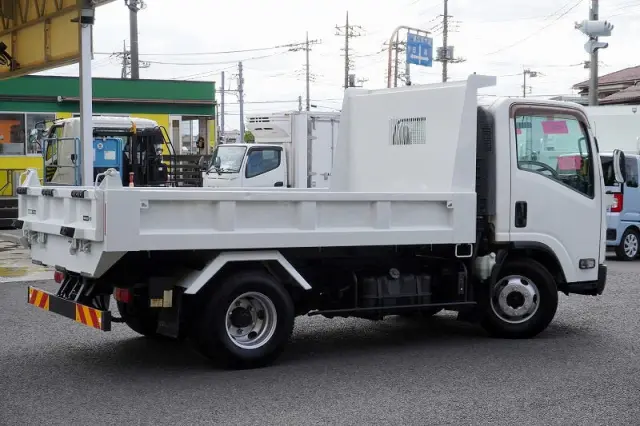 いすゞ エルフ TKG-NPR85YN(2WD)の写真8