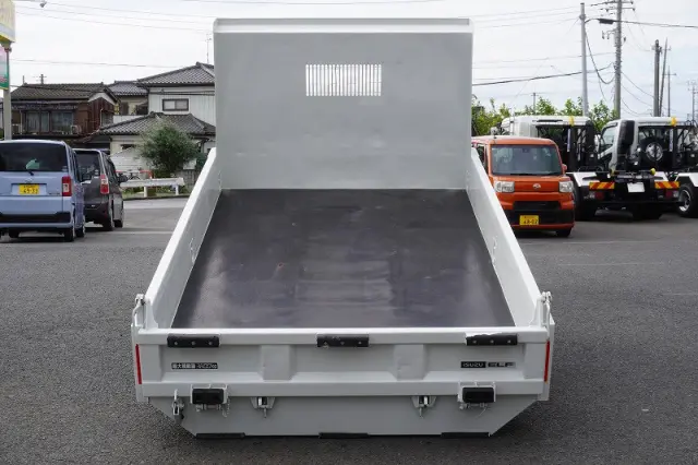 いすゞ エルフ TKG-NPR85YN(2WD)の写真18