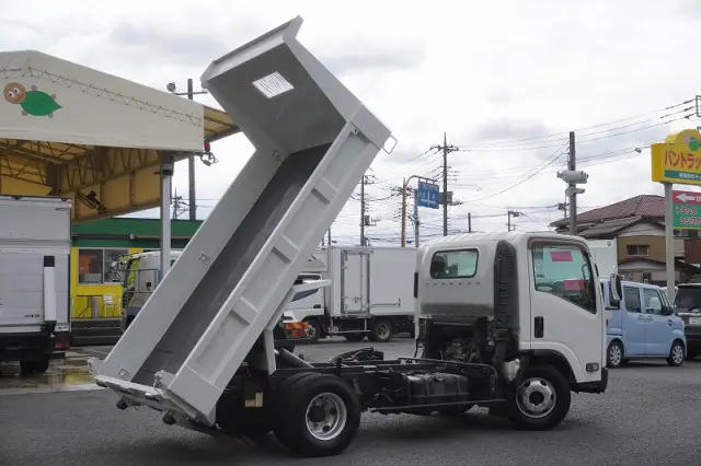 いすゞ エルフ TKG-NPR85YN(2WD)の写真27
