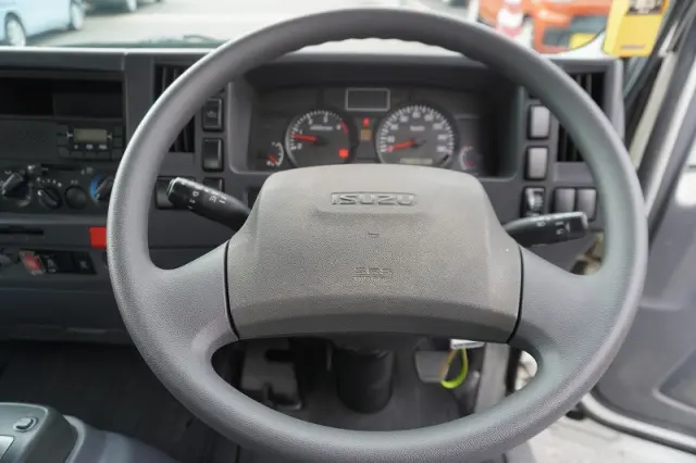 いすゞ エルフ TKG-NPR85YN(2WD)の写真30