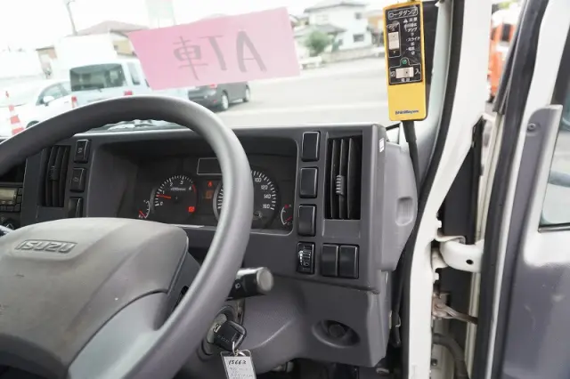 いすゞ エルフ TKG-NPR85YN(2WD)の写真34