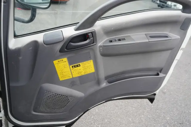 いすゞ エルフ TKG-NPR85YN(2WD)の写真35
